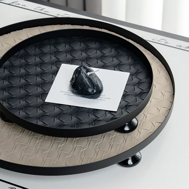 Vine Woven Leather Wooden Foot - огляд і ціна Luxury Skincare Tray